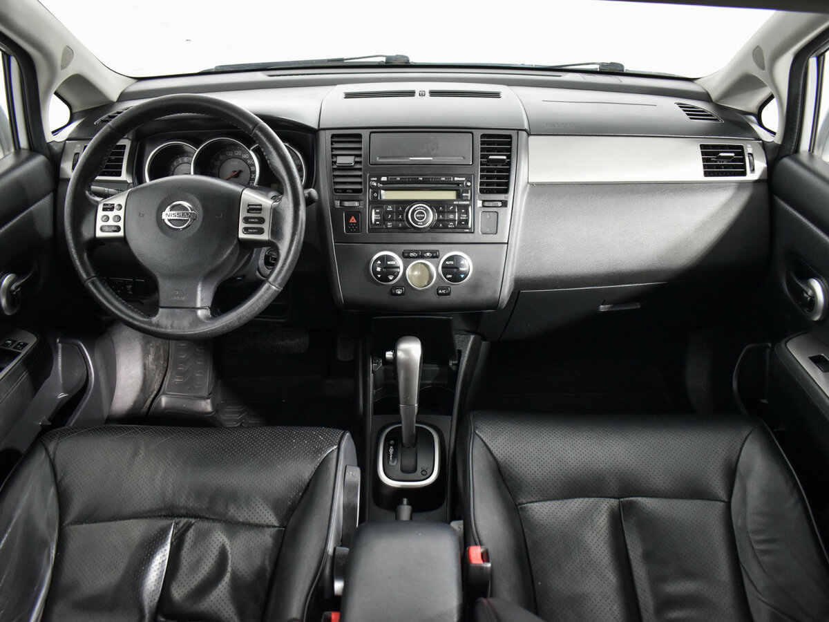 Б/У Ниссан Тиида 2008 года. Фото: #12