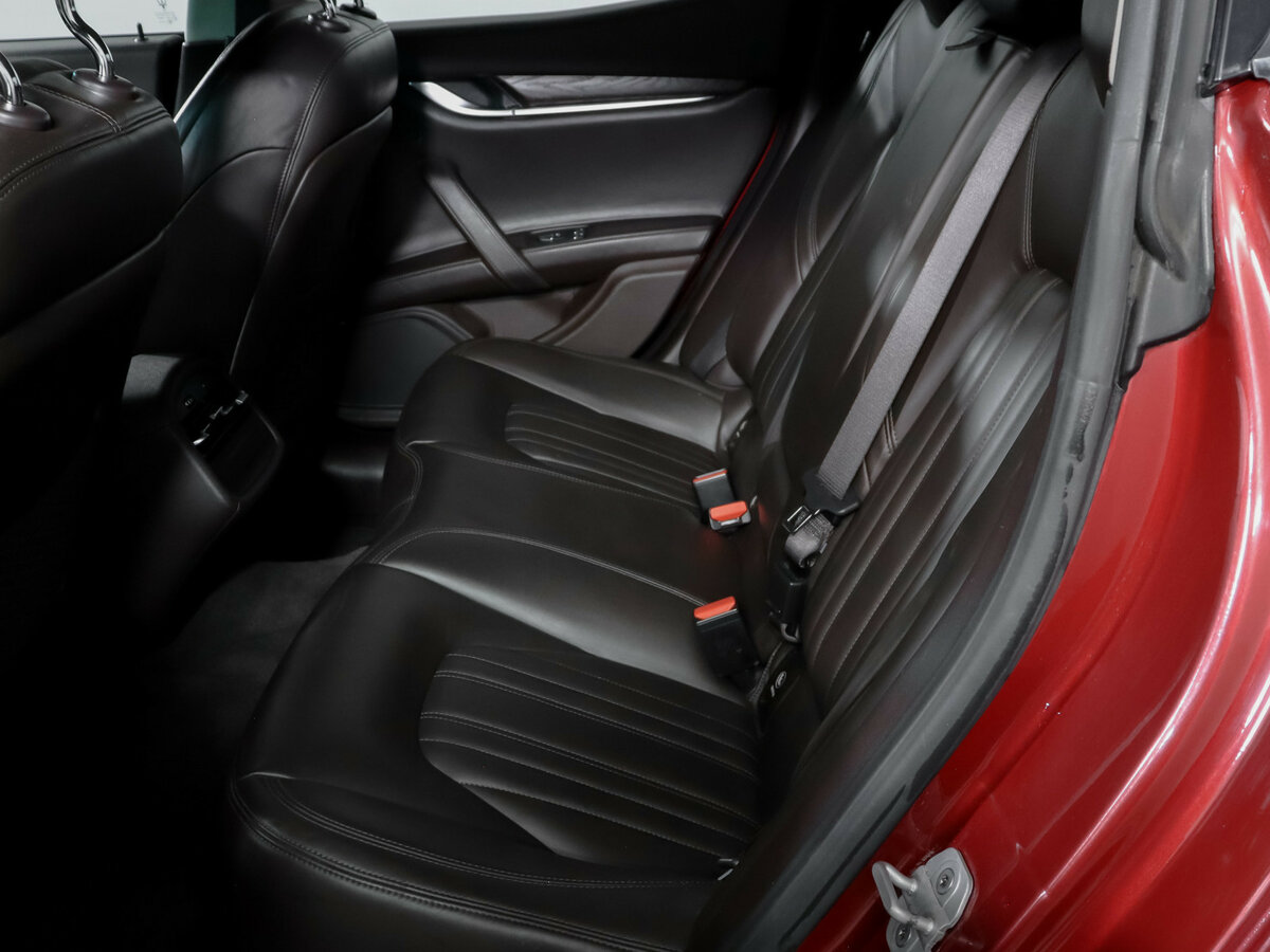 Maserati Ghibli 2014 года с пробегом. Фото: #9