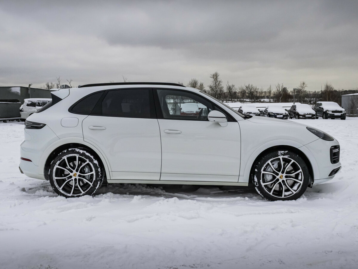 Porsche Cayenne 2018 года с пробегом. Фото: #3