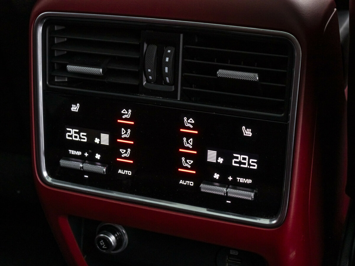 Porsche Cayenne 2018 года с пробегом. Фото: #21