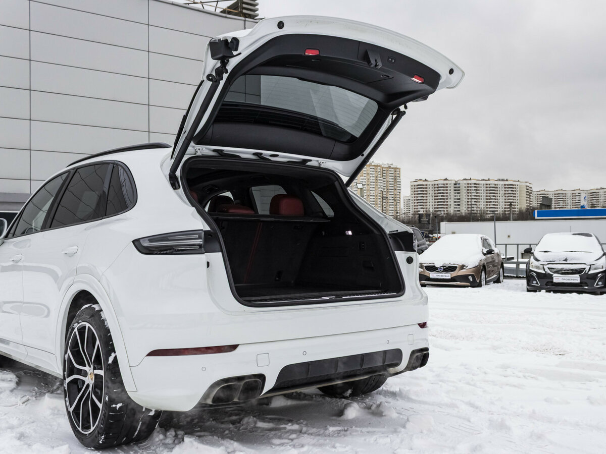 Porsche Cayenne 2018 года с пробегом. Фото: #26