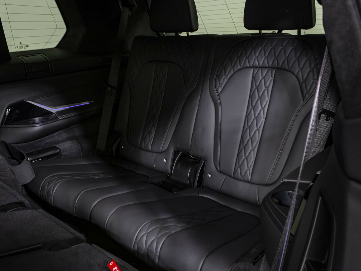 BMW X7 2022 года с пробегом. Фото: #13