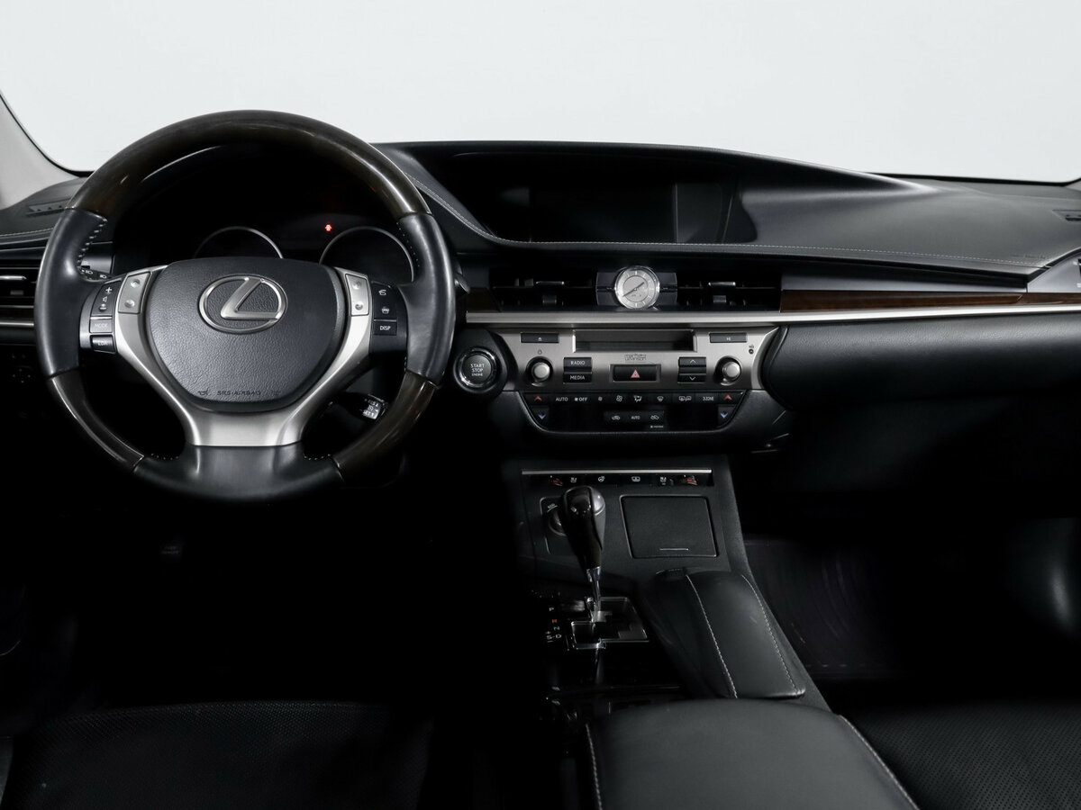 Lexus ES 2012 года с пробегом. Фото: #11