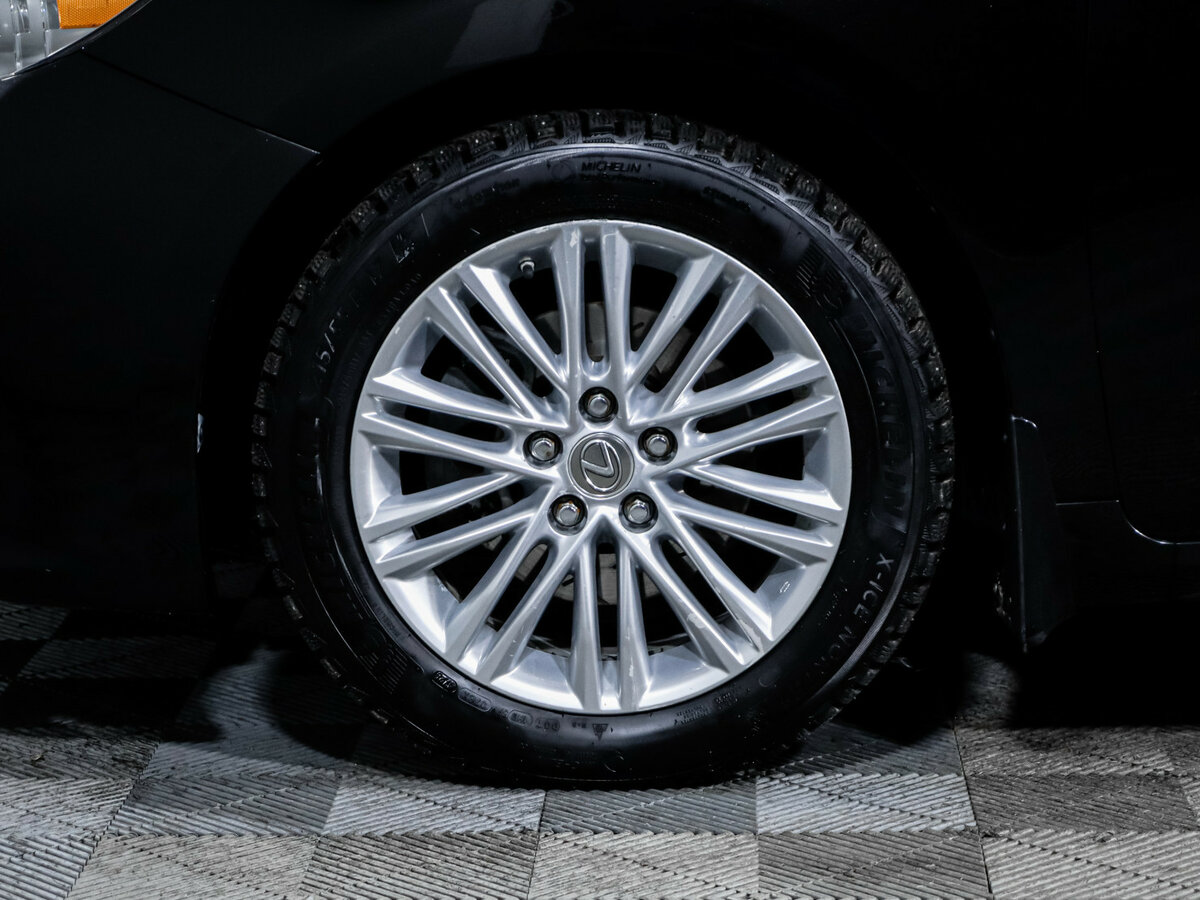 Lexus ES 2012 года с пробегом. Фото: #13