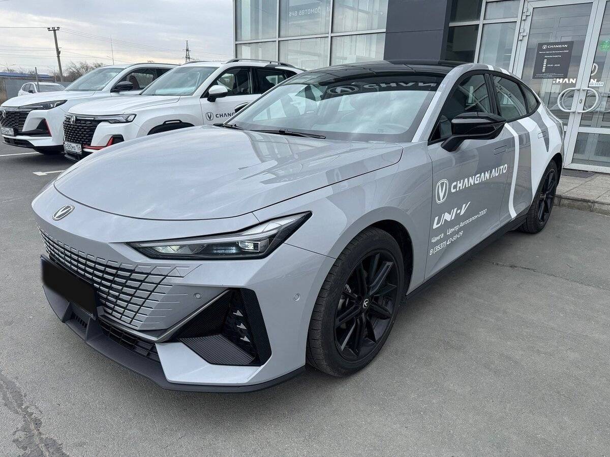 Changan UNI-V